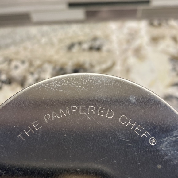 Pampered Chef Sandwich Cutter - Picture 4 of 6